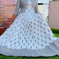 Rayon Beautiful Kurti With Jacket Long Kurti White