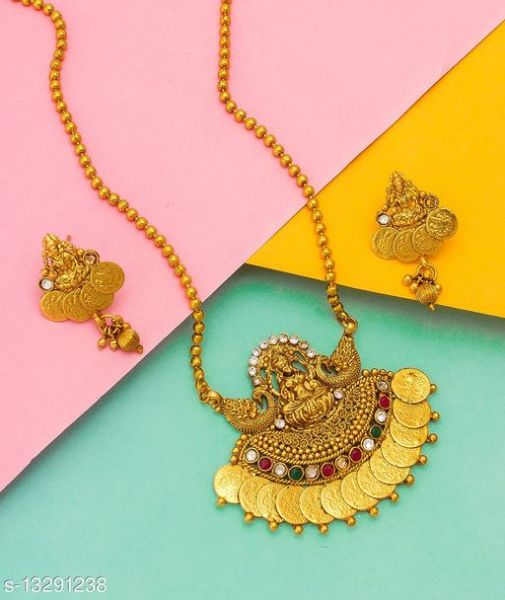 WOMAN FANCY Necklaces