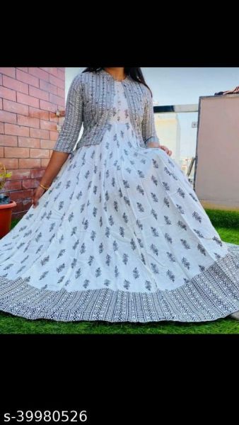 Rayon Beautiful Kurti With Jacket Long Kurti White