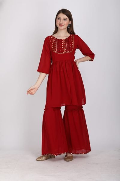 Sarara kurti