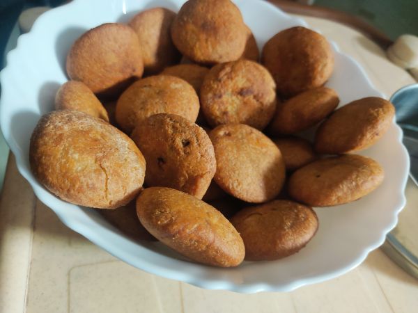 Dry home made kachori