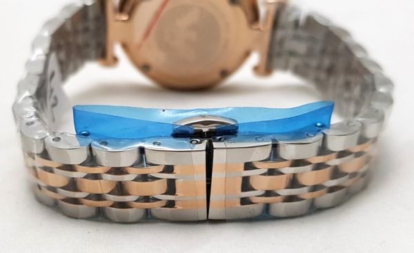 Armani Emporio Womens Watch (1)