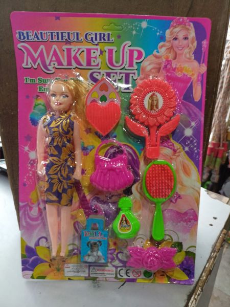 Makeups doll 