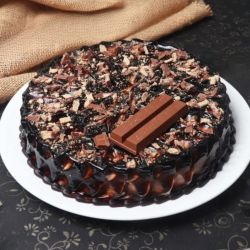 Kit Kat Chocolate Cake