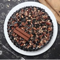 Kit Kat Chocolate Cake