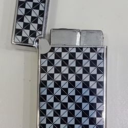 Check black and white color cigarette lighter