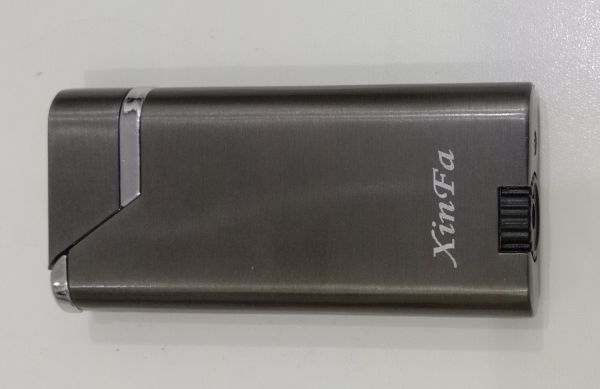 Silver color vintage styles cigarette lighter