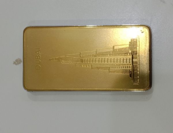 Burj khalifa engraved golden color unique style cigarette lighter