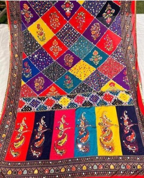 Pakistani dupatta 