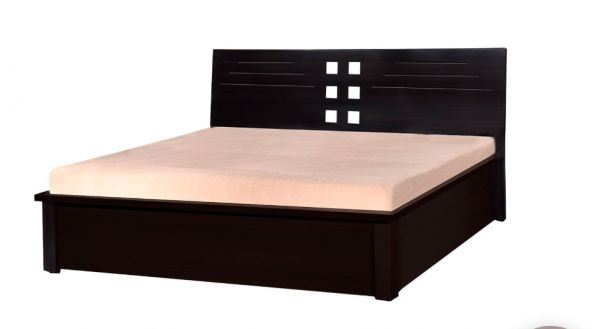 Queen size bed 