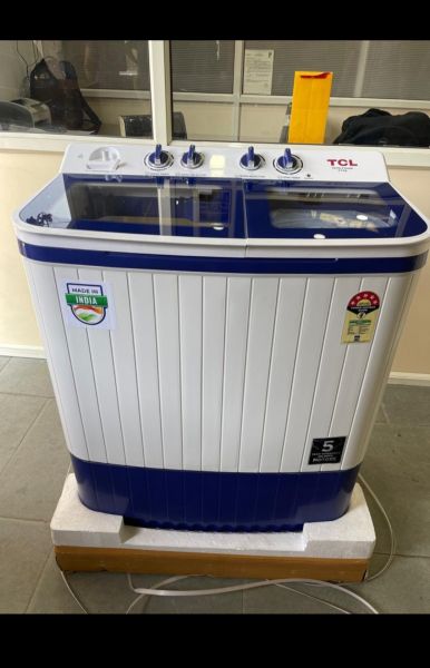 TCL 8.5 kg semi automatic washing machine  