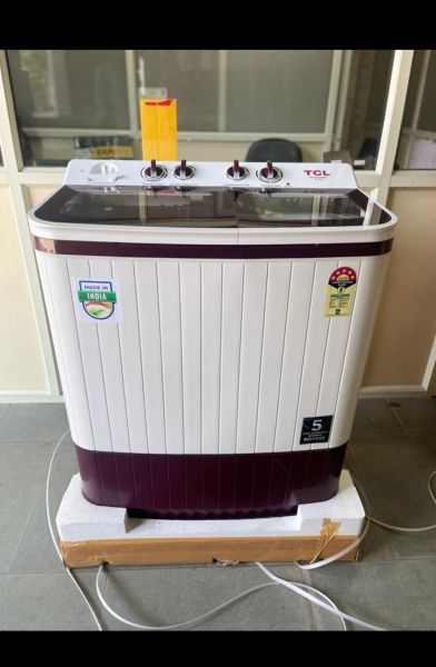 TCL 8.5 kg semi automatic washing machine  