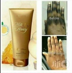 Milk & Honey Sugar Soothing Body Scrub