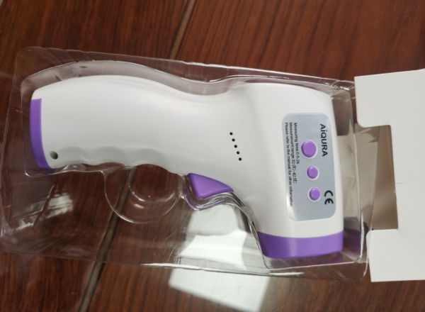 Non contact thermometer 