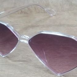 STYLISH SUNGLASSES FOR WOMEN