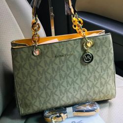 Michal Kors Cynthia