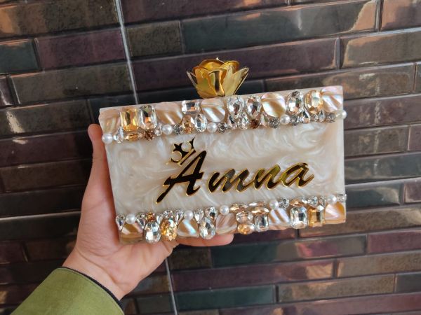 Marble look resin clutches