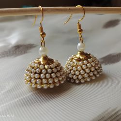Heavy small pearl earings 