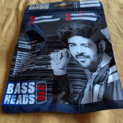 STRONG BASS ENJOY MUSIC HEADPHONES