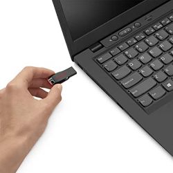 SanDisk Cruzer Blade 32GB USB Flash Drive