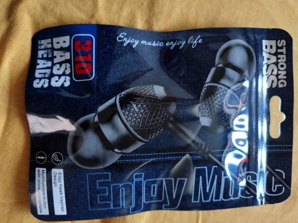 STRONG BASS ENJOY MUSIC HEADPHONES