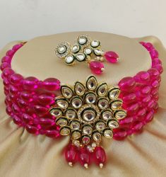Beautiful Premium Quality Choker Neaklace With Beautiful Earrings  