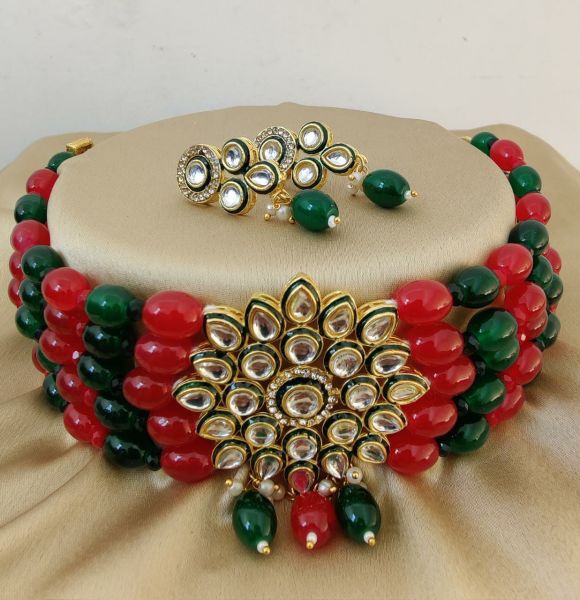 Beautiful Premium Quality Choker Neaklace With Beautiful Earrings  