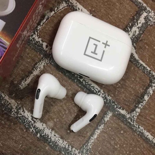 One + Wireless Earbuds 