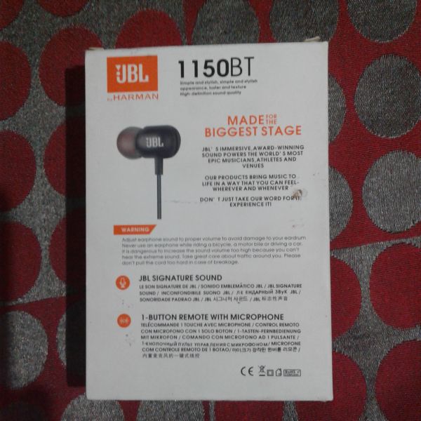 JBL Bluetooth Earphones 