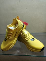 Causal shoes 