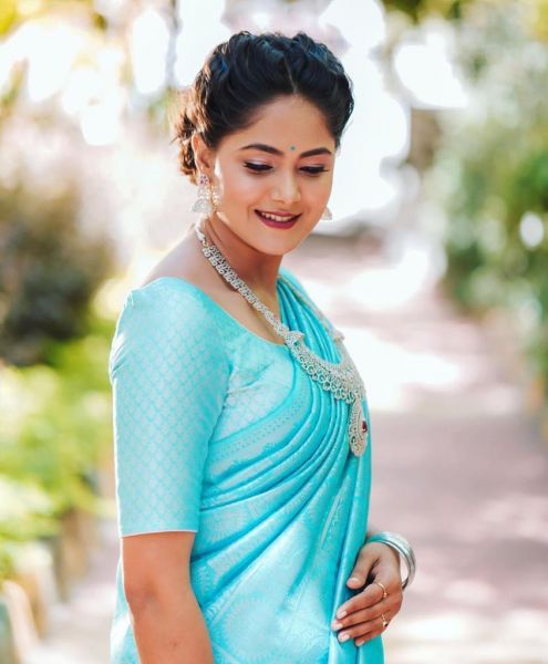 Apple Lichi Silk With Waving And Nice Extra Ordinary Latest Soft Silk Saree