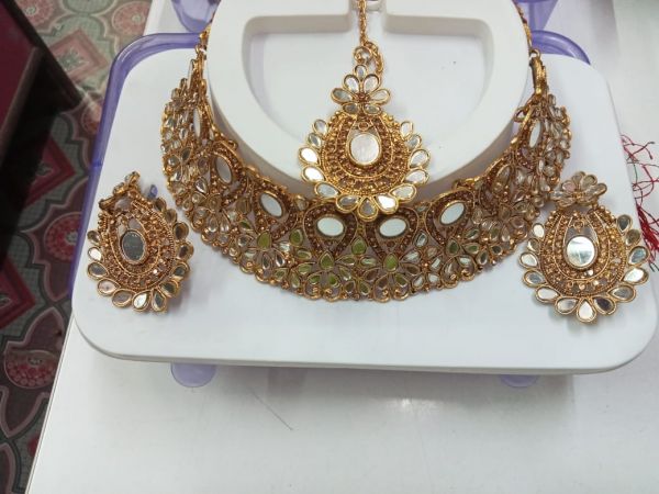 3 Pice Jewellery set.