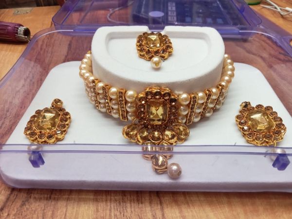 3 Pice Jewellery set.