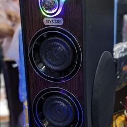Speaker tower