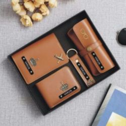 Men’s pursh set with name