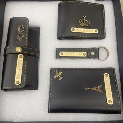 Men’s pursh set with name