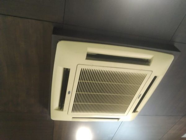 We purchase old /dead/running air conditioner higest prize 