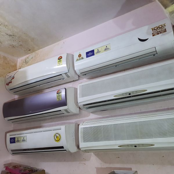 Split a.c.1 ton .1.5 ton. 2 ton.