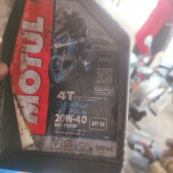 Motul 900 ml