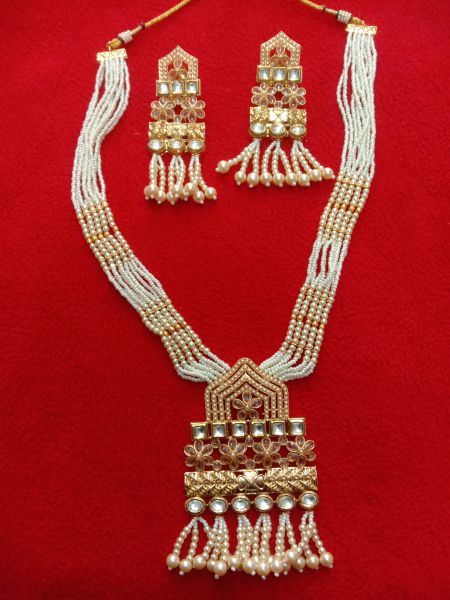 NECKLACE 2