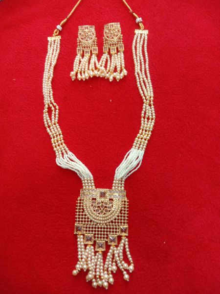 NECKLACE 2