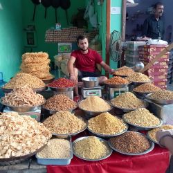 Kaju mixchar 