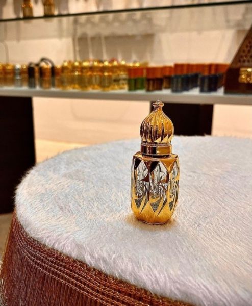 Fancy and unique bottles for perfume 