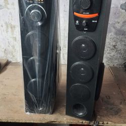 Philips digital multimedia speakers