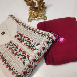 *KURTI PENT*  *STAYLISH 100*%  *COTTON KURTI*   *BEAUTIFULL WORK  KURTI WITH PENT*(var)  * KURTI IN COTTON FULL INNAER*  *SIZE S M L XL XXL* *LOW PRICE GARRENTY*  *BOOK FAST*  READY STOCK