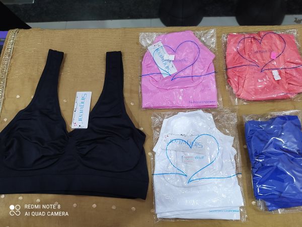 Long v neck sports bra , imported fabric, colour-5 ,size- 32-36-