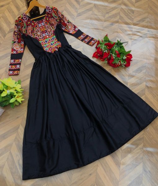 *TOP DETAIL  :-* FABRIC  -  REYON COTOON INNER  -  SANTOON WORK  -  CHAIN STICH WORK WITH REAL MIRROR HAND WORK TYPE  -  GOWN (FULL STITCH) SIZE  -  38