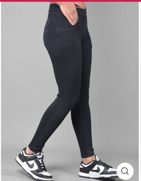 COMFORT LADY REGULAR FIT DENIM JEGGINGS(BLACK)