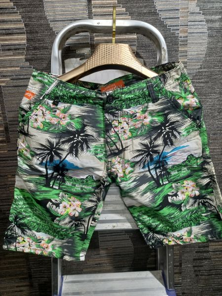 Beach print short