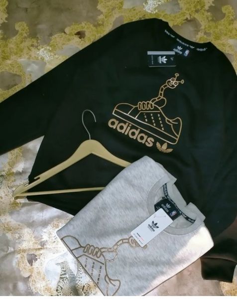 Round neck winter sweatshirt 